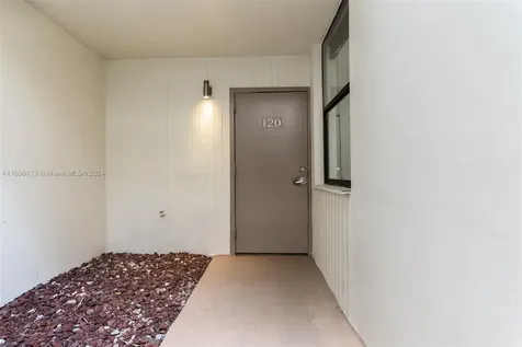 20350 W Country Club Drive Aventura FL 33180