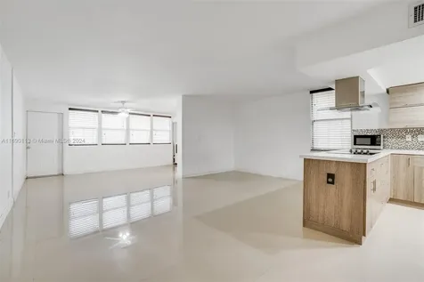 20350 W Country Club Drive Aventura FL 33180