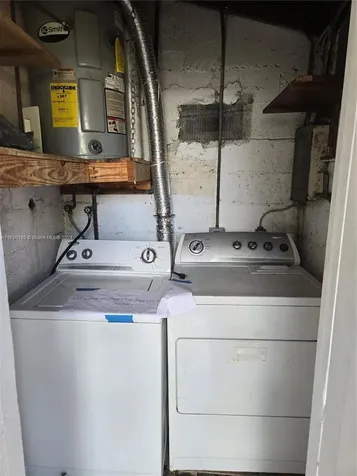 961 E 32nd Street Hialeah FL 33013