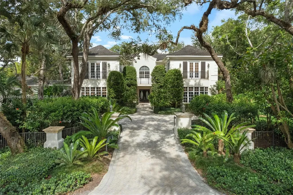 5455 Kerwood Oaks Drive Coral Gables FL 33156