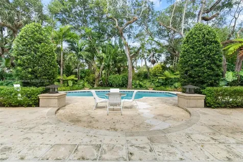 5455 Kerwood Oaks Drive Coral Gables FL 33156
