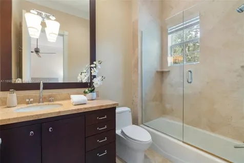 5455 Kerwood Oaks Drive Coral Gables FL 33156