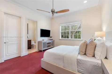 5455 Kerwood Oaks Drive Coral Gables FL 33156