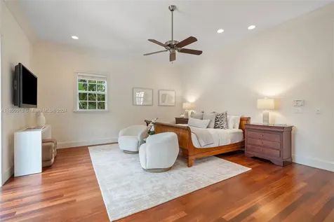 5455 Kerwood Oaks Drive Coral Gables FL 33156