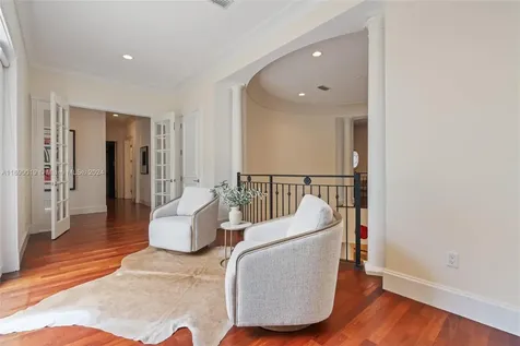 5455 Kerwood Oaks Drive Coral Gables FL 33156