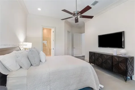5455 Kerwood Oaks Drive Coral Gables FL 33156