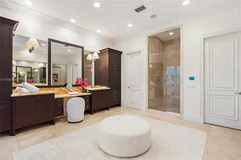 5455 Kerwood Oaks Drive Coral Gables FL 33156