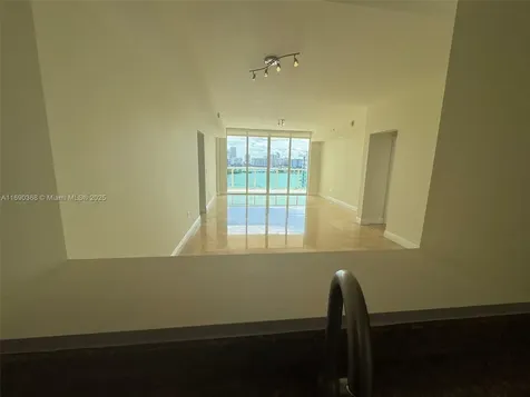3330 NE 190 Street Aventura FL 33180