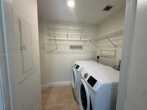 3330 NE 190 Street Aventura FL 33180