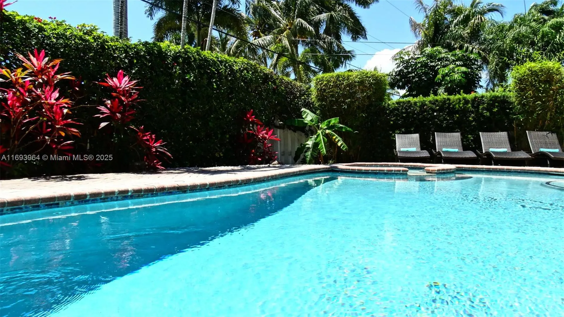 Hollywood FL 33019