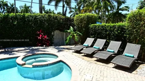 Hollywood FL 33019