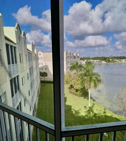 10710 NW 66th Street Doral FL 33178