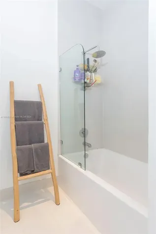 2600 E Hallandale Beach Boulevard Hallandale Beach FL 33009