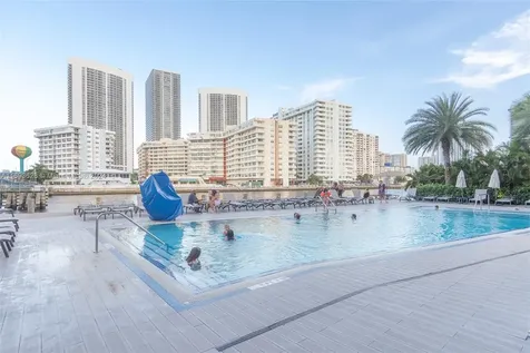 2600 E Hallandale Beach Boulevard Hallandale Beach FL 33009