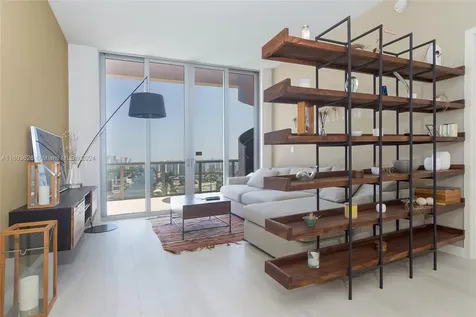 2600 E Hallandale Beach Boulevard Hallandale Beach FL 33009
