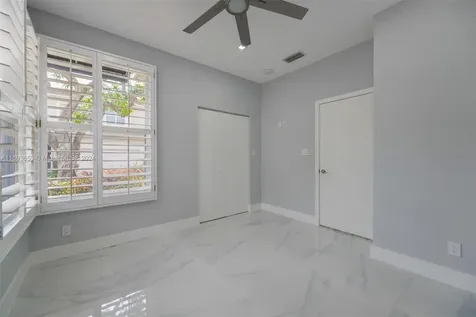 1610 NE 1st Street Fort Lauderdale FL 33301