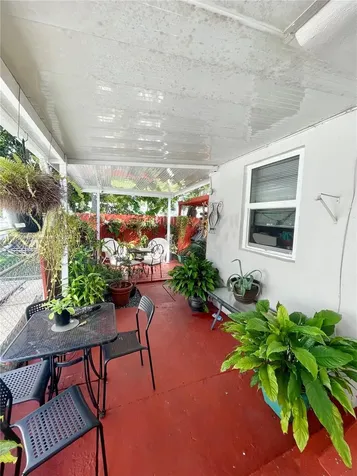 623 SW 6th Terrace #1-2 Hallandale Beach FL 33009