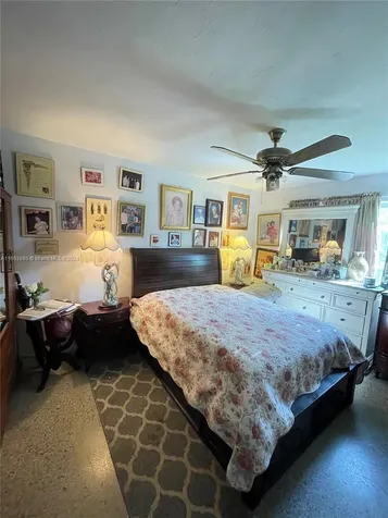 623 SW 6th Terrace #1-2 Hallandale Beach FL 33009