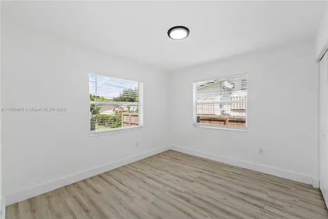 6463 Charleston Street Hollywood FL 33024