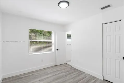 6463 Charleston Street Hollywood FL 33024