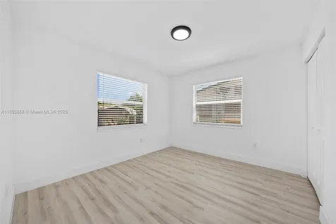 6463 Charleston Street Hollywood FL 33024