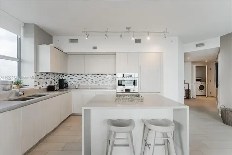 4010 S Ocean Drive Hollywood FL 33019