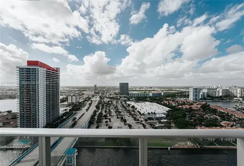 4010 S Ocean Drive Hollywood FL 33019