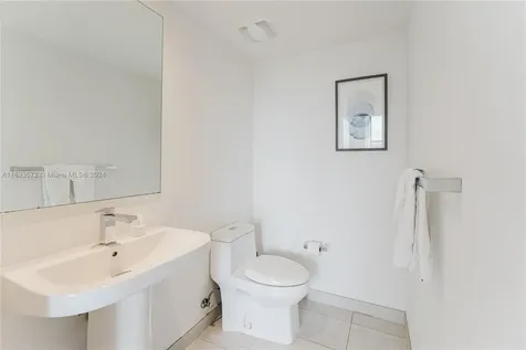 4010 S Ocean Drive Hollywood FL 33019