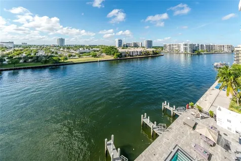 4010 S Ocean Drive Hollywood FL 33019