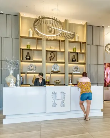4010 S Ocean Drive Hollywood FL 33019