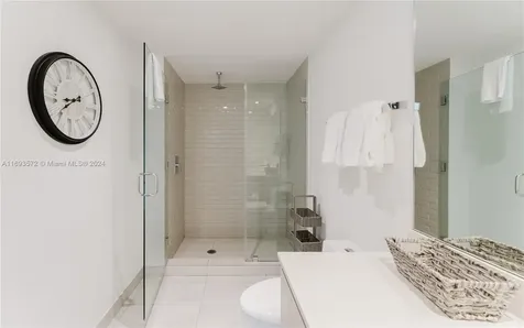 4010 S Ocean Drive Hollywood FL 33019