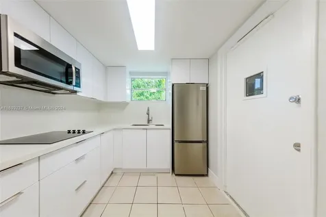 3434 SW 6th Street Miami FL 33135