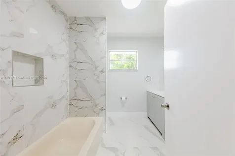 3434 SW 6th Street Miami FL 33135