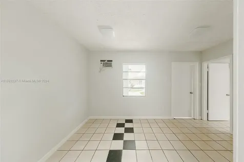 3434 SW 6th Street Miami FL 33135