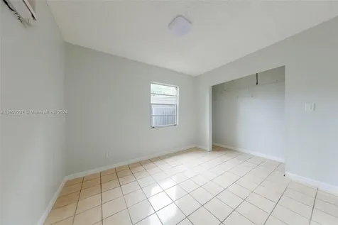 3434 SW 6th Street Miami FL 33135
