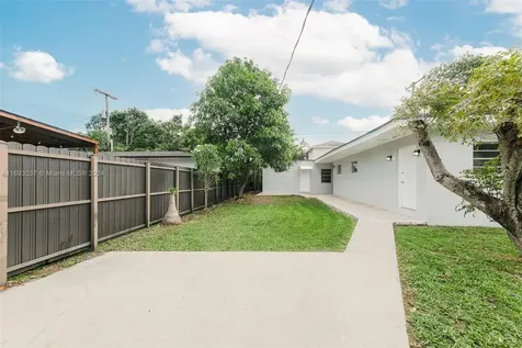 3434 SW 6th Street Miami FL 33135