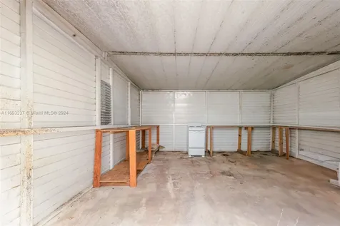 3434 SW 6th Street Miami FL 33135