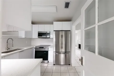 3434 SW 6th Street Miami FL 33135