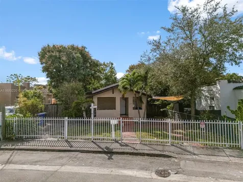 260 NW 34th Street Miami FL 33127