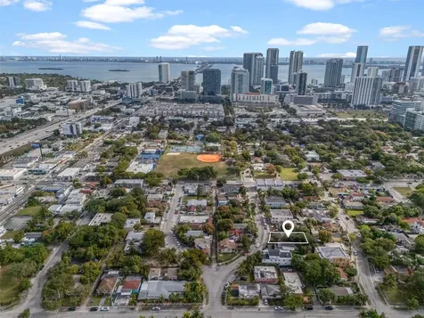 260 NW 34th Street Miami FL 33127