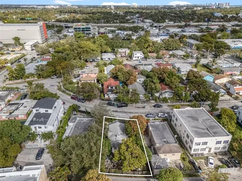 260 NW 34th Street Miami FL 33127