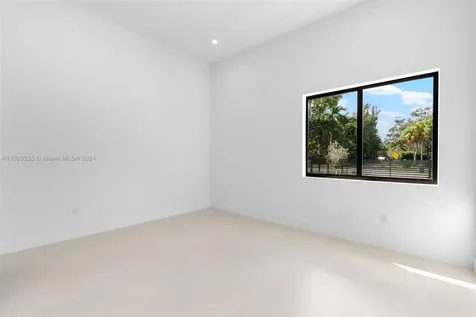 11355 SW 97th Avenue Miami FL 33176