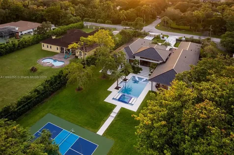 11355 SW 97th Avenue Miami FL 33176