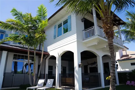 19170 Pinetree Drive Tequesta FL 33469