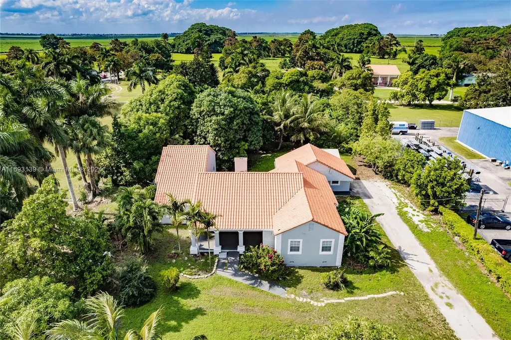 200 SW 16th Street Belle Glade FL 33430