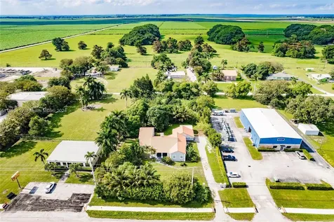 200 SW 16th Street Belle Glade FL 33430