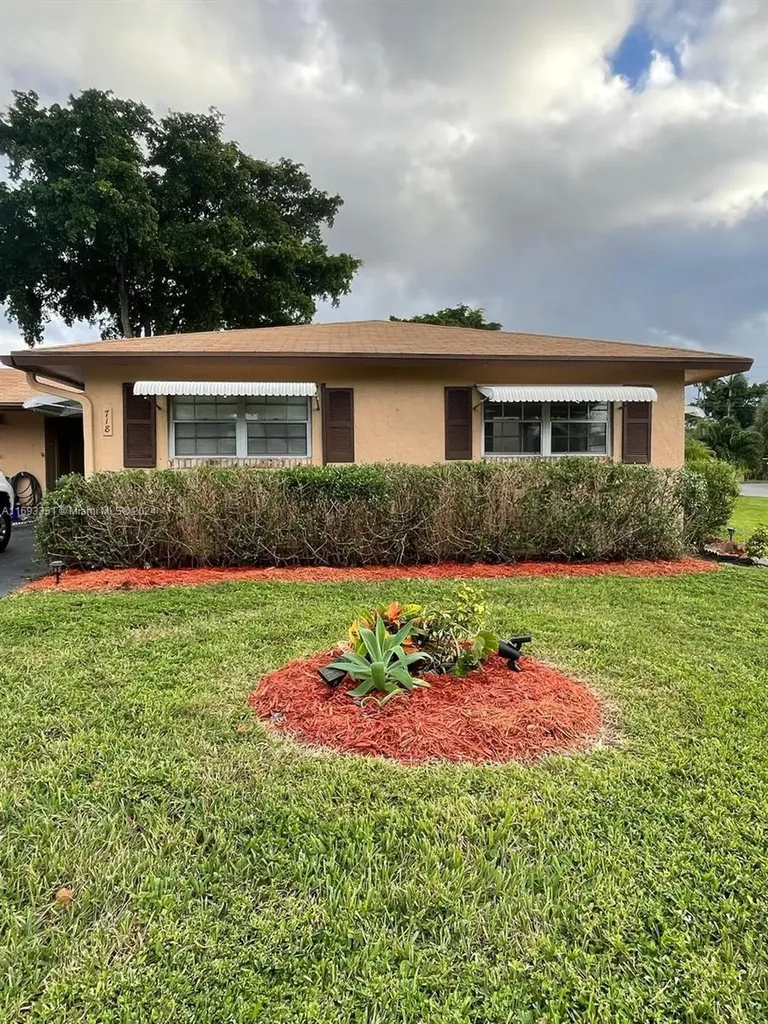 718 Whippoorwill Lane Delray Beach FL 33445