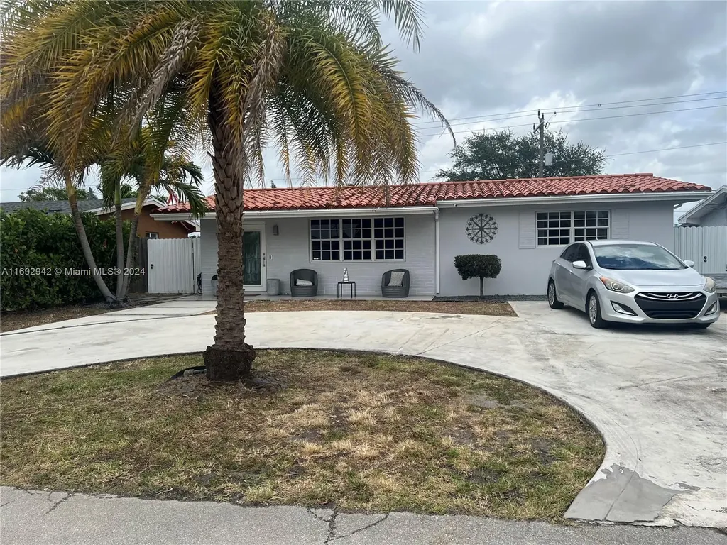 7651 NW 14th Street Pembroke Pines FL 33024