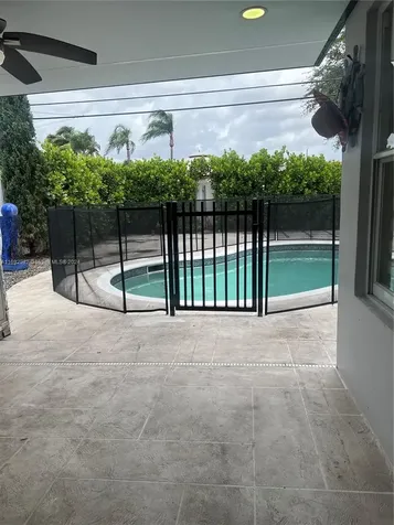 7651 NW 14th Street Pembroke Pines FL 33024