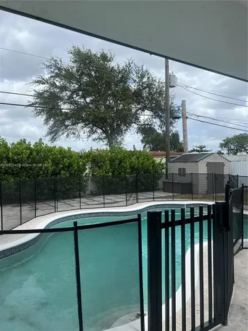 7651 NW 14th Street Pembroke Pines FL 33024